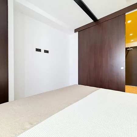 Hotel The Element 4*