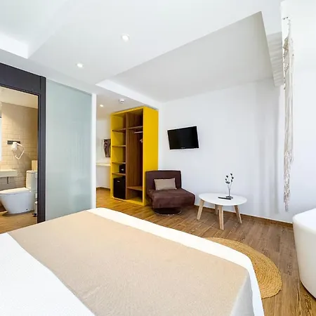 Hotel The Element