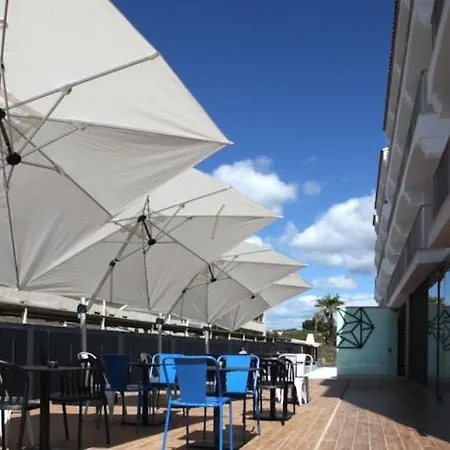 The Element 4* 캠브릴스