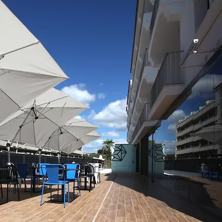 Hotel The Element 4*